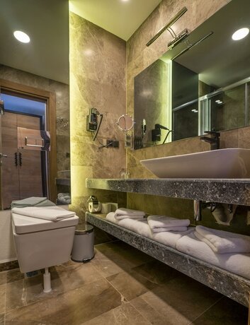 Imagen de la habitación del Kosa Otel &Ccedil;eşme. Foto 13