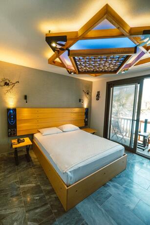 Imagen general del Kosa Otel Çeşme. Foto 36