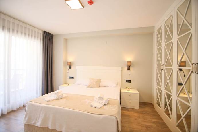 Imagen de la habitación del Krem Marin Suites. Foto 19