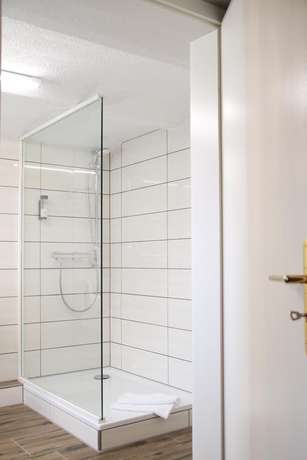 Imagen de la habitación del Kr&ouml;gers Hotel. Foto 9