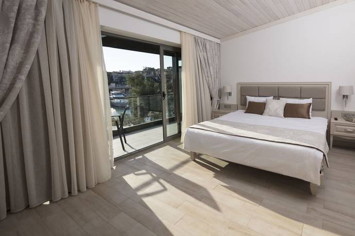 Imagen de la habitación del Kubana Hotel. Foto 7