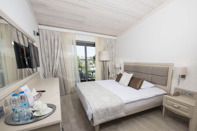 Imagen de la habitación del Kubana Hotel. Foto 9