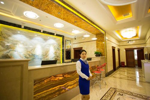 Imagen general del Kuerle Jinrun Holiday Hotel Airport Road. Foto 2