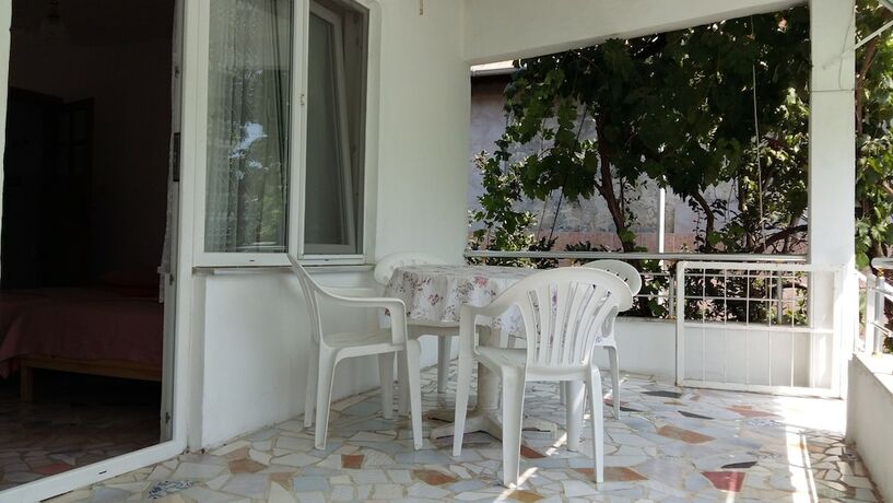 Imagen general del Kumbağ Green Garden Pansiyon. Foto 7