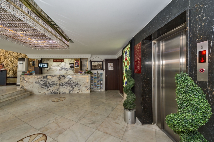 Imagen de los interiores del Kuran Hotel International. Foto 12
