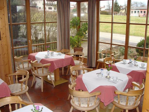 Imagen del bar/restaurante del Kurhotel Rupertus, Bayerisch Gmain. Foto 3