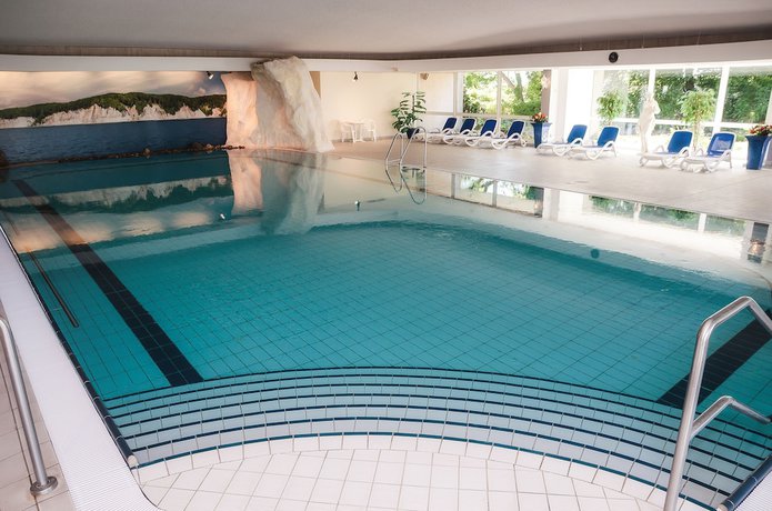 Imagen de la piscina del Kurhotel Sassnitz. Foto 20