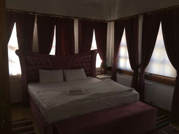 Imagen de la habitación del Kuscu Han Otel. Foto 9