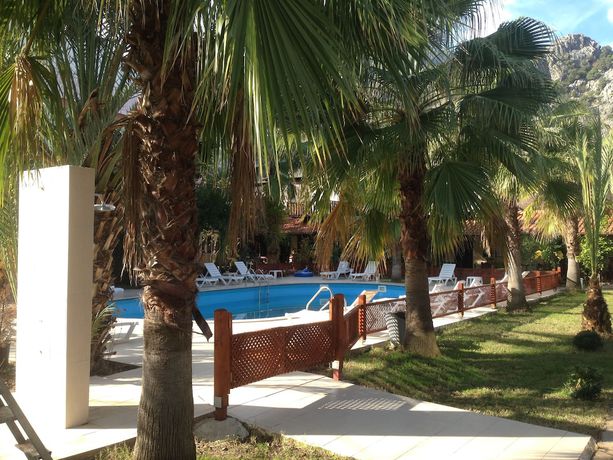 Imagen de la piscina del Kutle Hotel. Foto 17