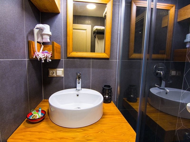 Imagen de la habitación del Kuzen Otel - Adults Only. Foto 16