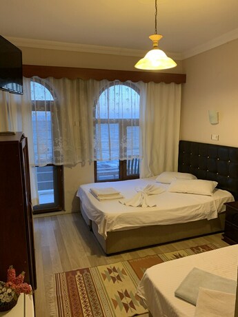 Imagen de la habitación del Kybele Tayfa Otel. Foto 17