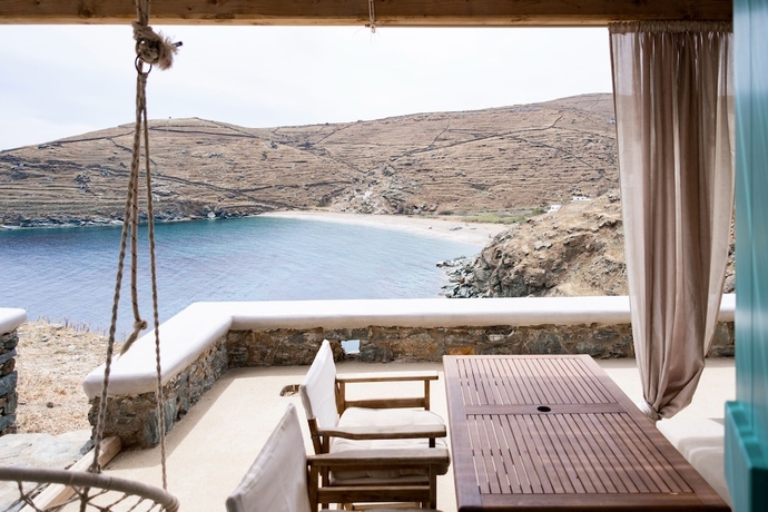 Imagen de la habitación del Kyon Beach Suites Kythnos. Foto 2