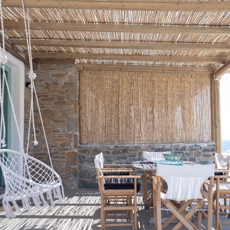 Imagen de la habitación del Kyon Beach Suites Kythnos. Foto 11