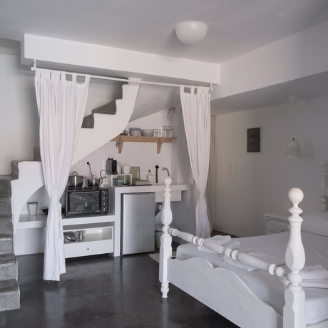 Imagen de la habitación del Kyon Beach Suites Kythnos. Foto 13