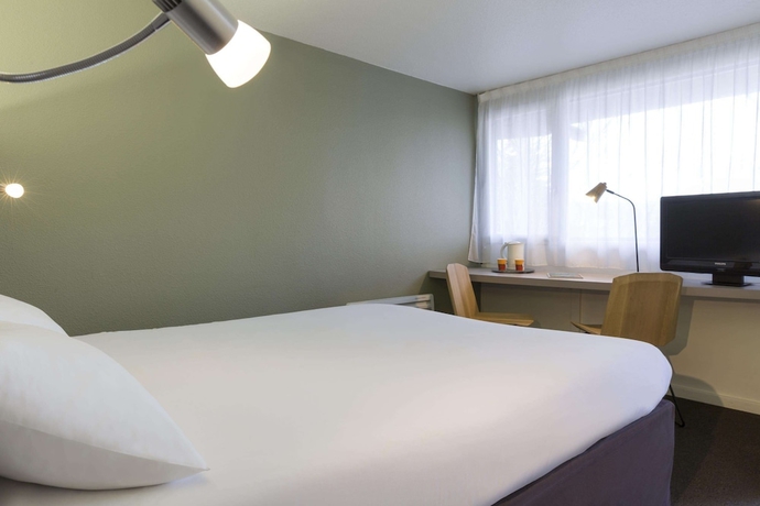 Imagen de la habitación del Kyriad Annecy Nord - Epagny, Le Blanc Chat. Foto 11