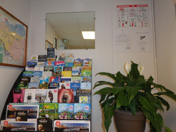 Imagen de los interiores del Kyriad Direct Annemasse - Genève. Foto 16