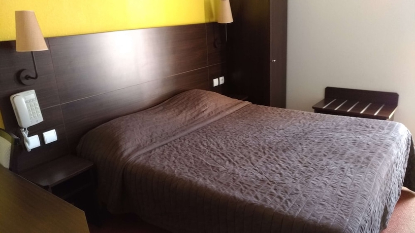 Imagen de la habitación del Kyriad Direct Arles, Arles. Foto 13