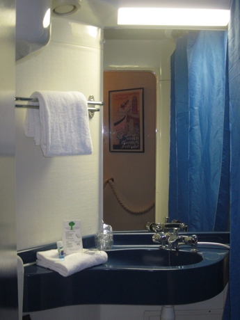 Imagen de la habitación del Kyriad Direct Nantes La Beaujeoire. Foto 10