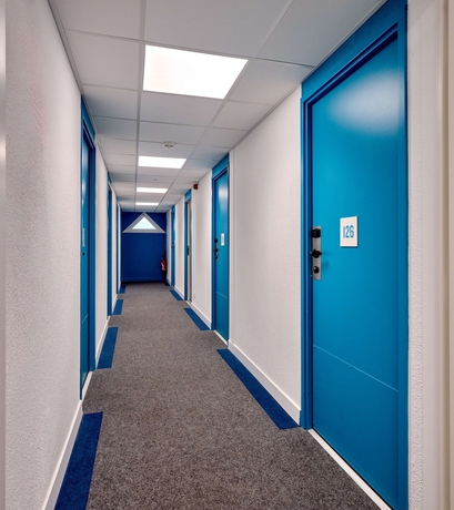 Imagen de los interiores del Kyriad Direct Narbonne Sud. Foto 14