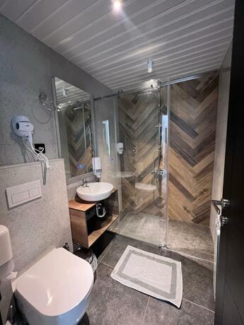 Imagen general del LAKEVIEW Hotel Apartments. Foto 13