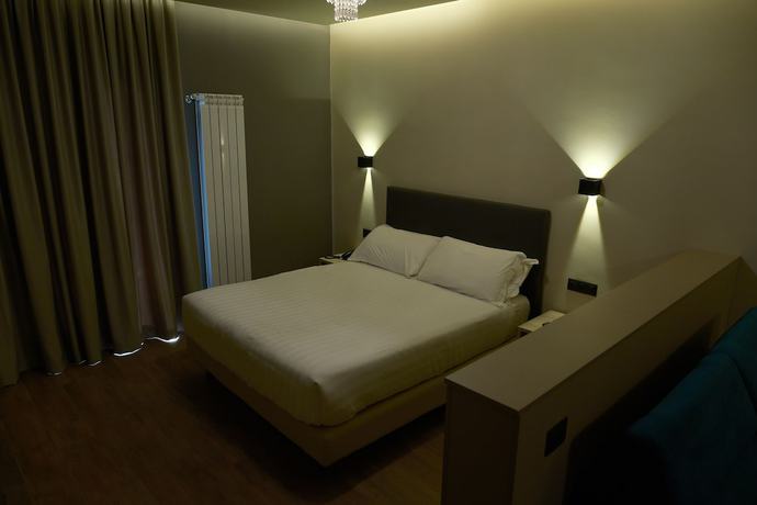 Imagen de la habitación del LAMBERTI BOUTIQUE HOTEL. Foto 2