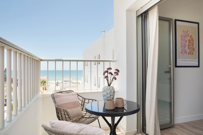 Imagen de la habitación del LAN Suites. Foto 7