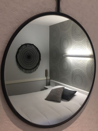 Imagen de la habitación del L\'Acanthe Hôtel. Foto 13