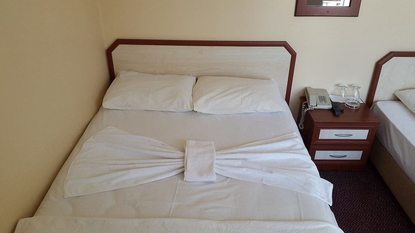 Imagen de la habitación del LEMAN AK&Ccedil;AY OTEL. Foto 3