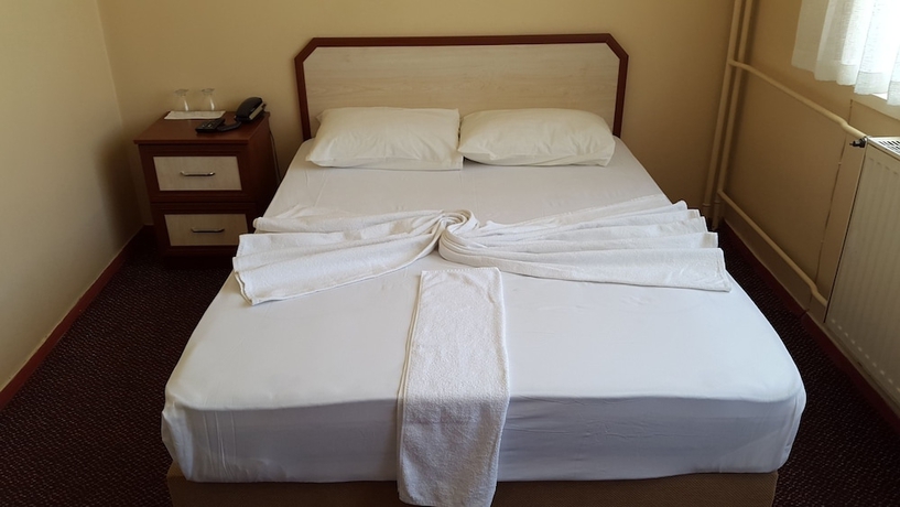 Imagen de la habitación del LEMAN AK&Ccedil;AY OTEL. Foto 4