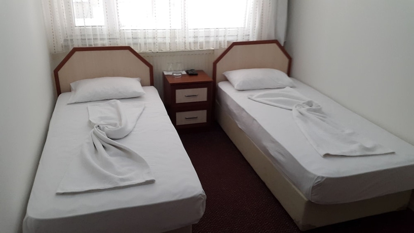 Imagen de la habitación del LEMAN AK&Ccedil;AY OTEL. Foto 13