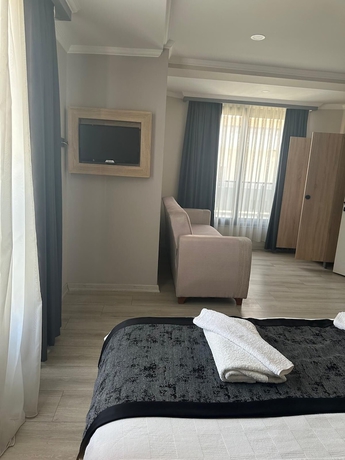 Imagen de la habitación del LEON OTEL. Foto 4