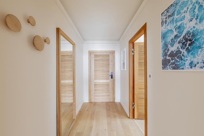 Imagen de los interiores del LES SUITES DU PORT by Le Saint Ferdinand. Foto 16