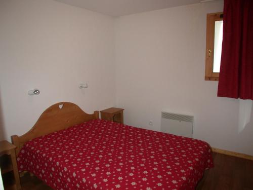 Imagen de la habitación del L\'Ecrin des Neiges. Foto 6