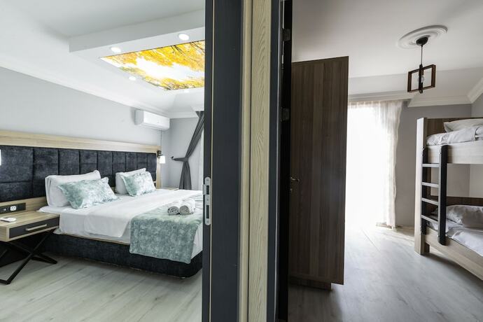 Imagen de la habitación del LİFE POOL SUİTE HOTEL. Foto 17