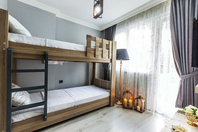 Imagen general del LİFE POOL SUİTE HOTEL. Foto 10