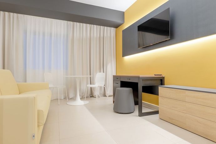 Imagen de la habitación del LHI Healthy Hotel Lecce. Foto 15