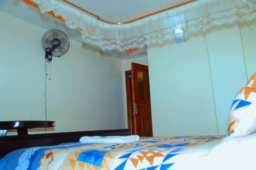 Imagen general del LINK SUITES BAR AND RESSTAURANT MBARARa. Foto 1