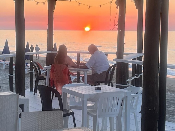 Imagen del bar/restaurante del L\'ISOLA DEI SAPORI BOUTIQUE HOTEL. Foto 8