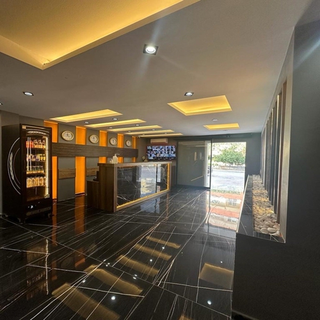 Imagen de los interiores del LOCA MARİN OTEL. Foto 16