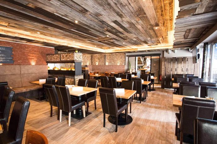 Imagen del bar/restaurante del LOOK Hotel and Rooms. Foto 4