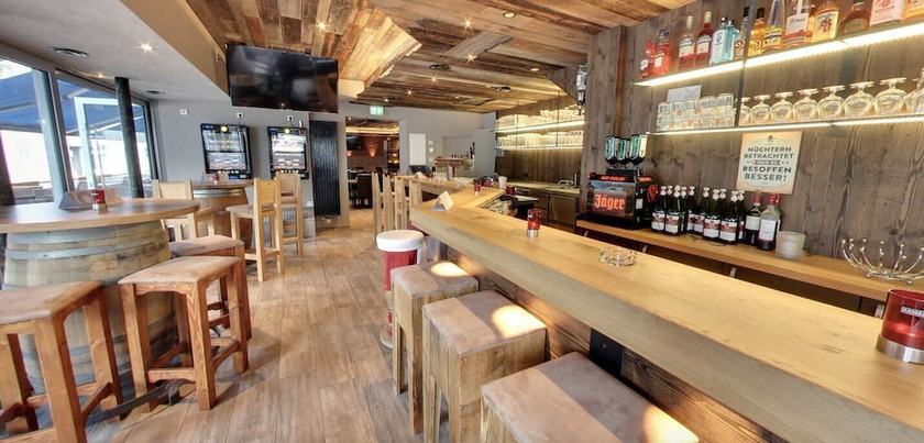 Imagen del bar/restaurante del LOOK Hotel and Rooms. Foto 5