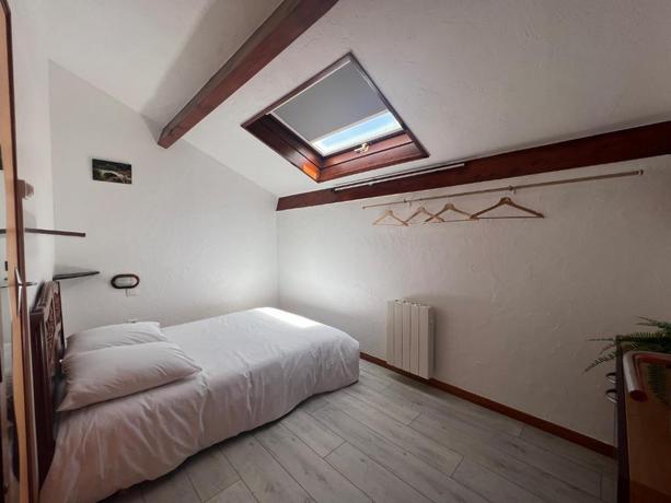Imagen general del L\'Oustaou, Castellane. Foto 1