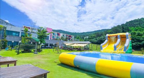 Imagen general del LUMIA HOTEL AND RESORT. Foto 16