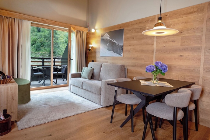 Imagen de la habitación del LVG Hotel Collection - Cascata d\'Otro Mountain Lodge. Foto 10