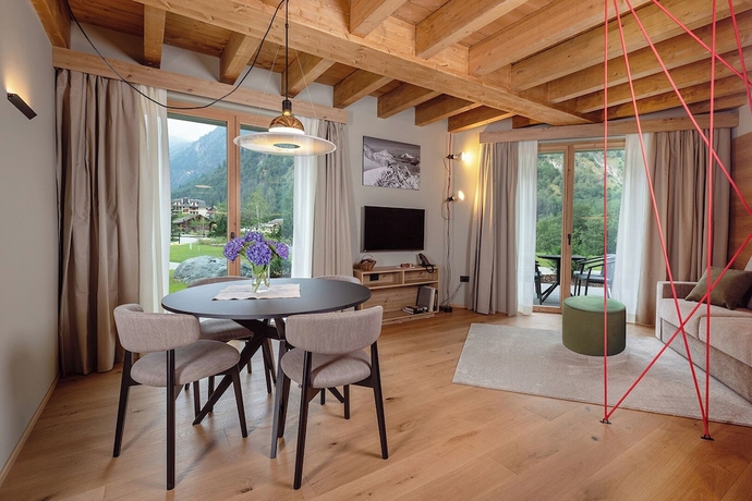 Imagen de la habitación del LVG Hotel Collection - Cascata d\'Otro Mountain Lodge. Foto 13