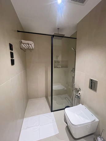 Imagen de la habitación del LYVAN HOTEL. Foto 11