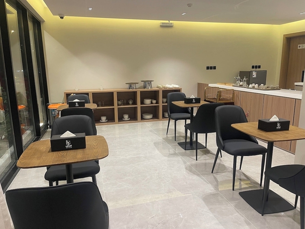 Imagen del bar/restaurante del LYVAN HOTEL. Foto 3