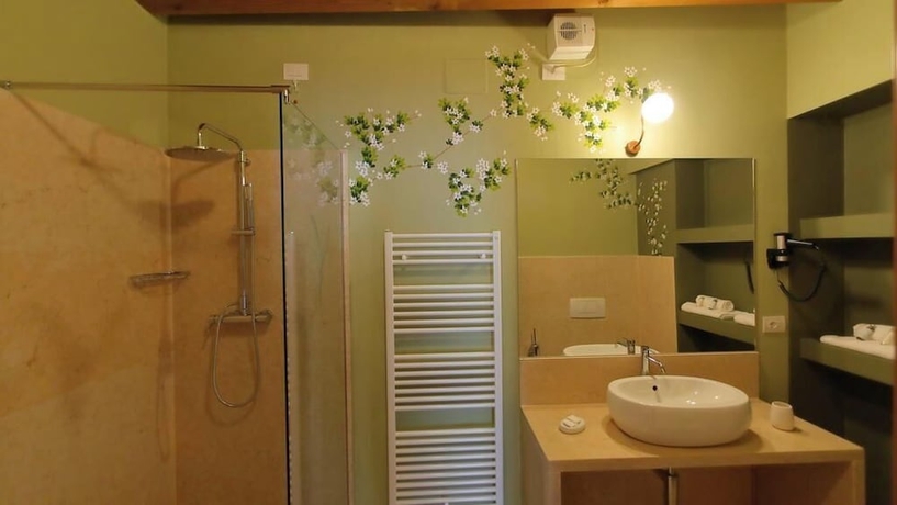 Imagen de la habitación del La Boheme Chambres. Foto 2