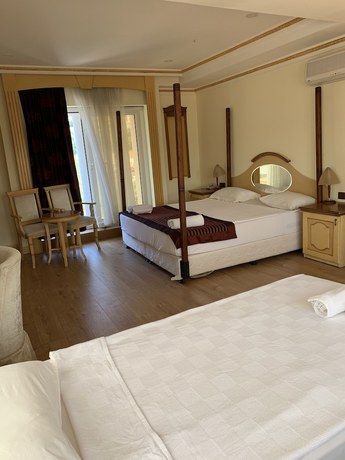 Imagen de la habitación del La Bonita Hotel Bodrum. Foto 9