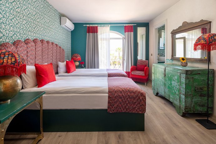 Imagen de la habitación del La Capria Suite Hotel Ala&ccedil;atı. Foto 11